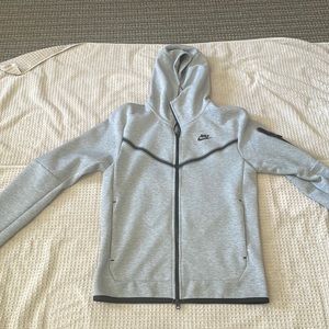 Nike zip up hoodie